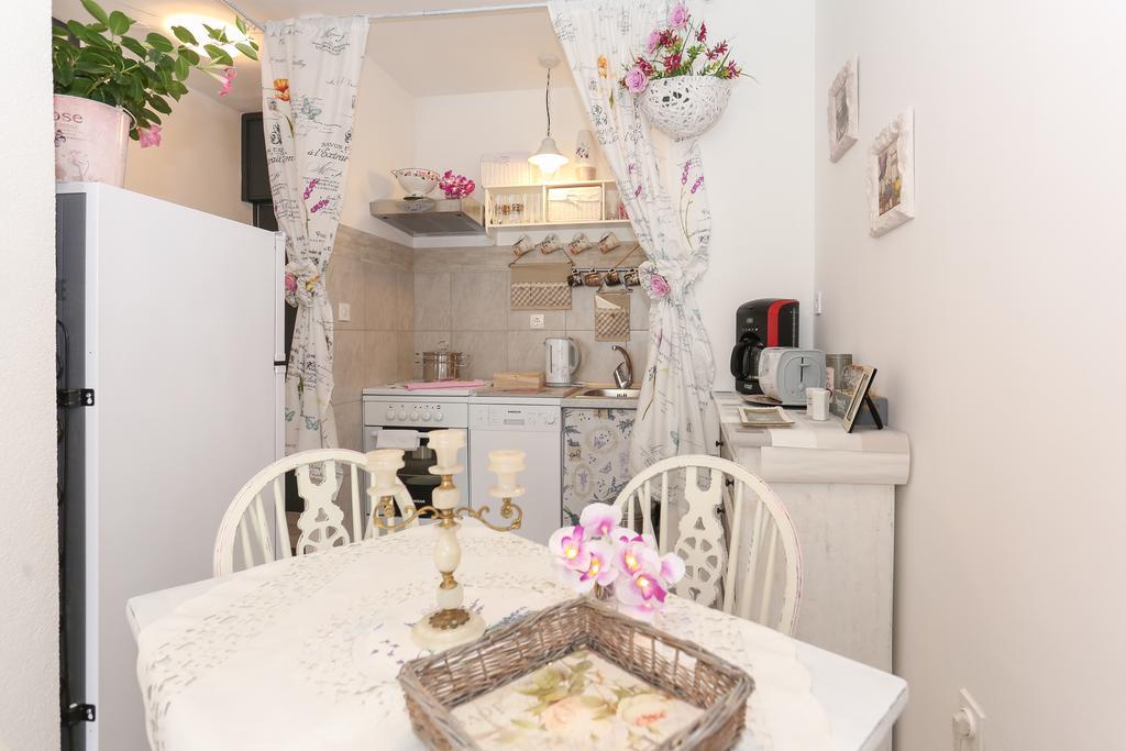 Apartment Vesna Split Exteriör bild