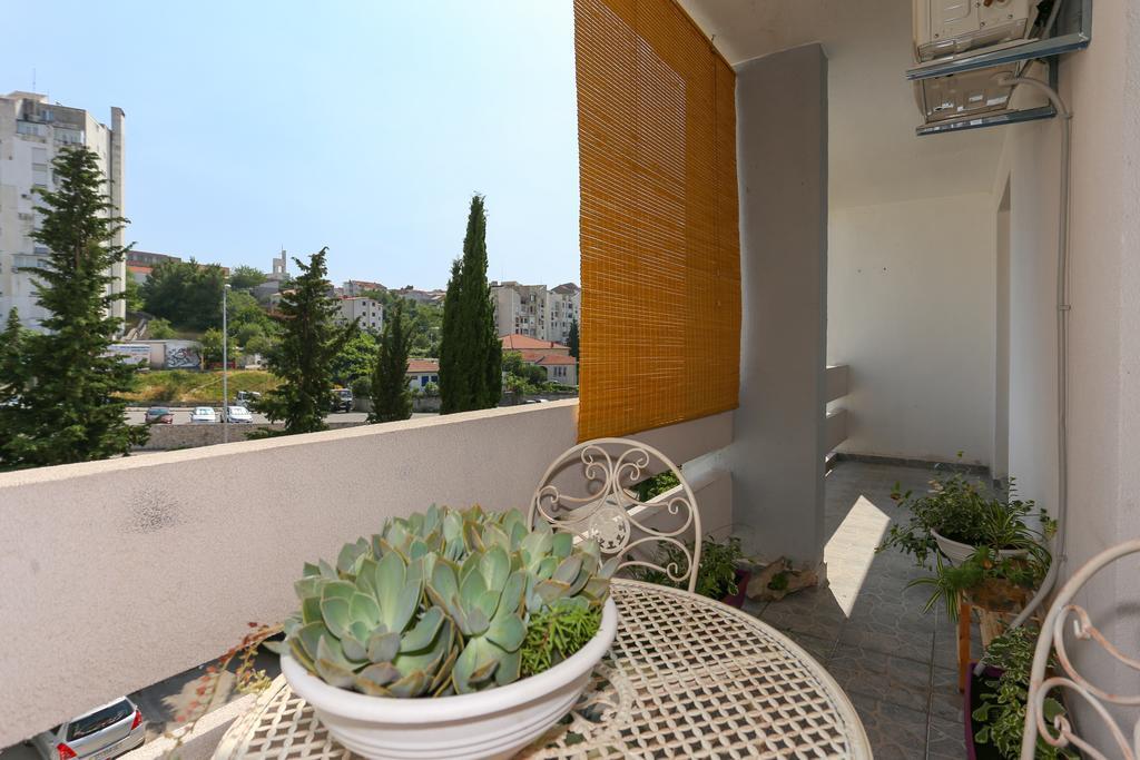 Apartment Vesna Split Exteriör bild