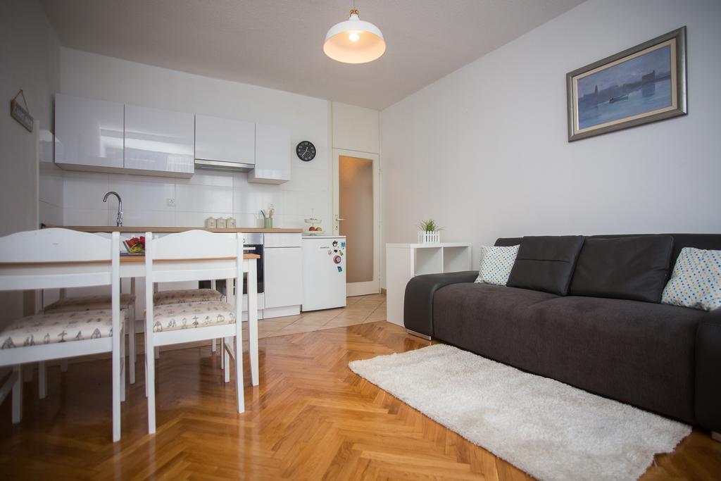 Apartment Vesna Split Exteriör bild